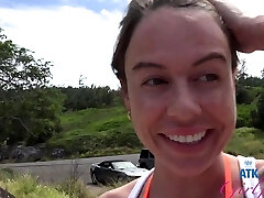 Horny woman Summer Vixen lets her BF play with her hairy pussy