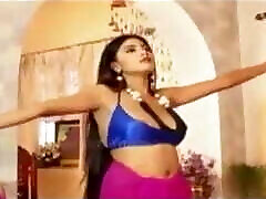 Hot girl romping in saree 2020 Hot girl romping in saree 2020