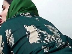 Crazy Egyptian Stepmom Fucks Her 18 Years Old Stepson