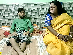 Desi lonely bhabhi has romantic rock-hard sex with college boy! Hotwife wife Desi lonely bhabhi has romantic rock-hard sex with college boy! Hotwife wife