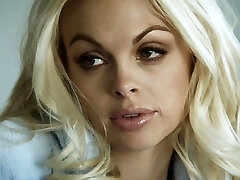 Jesse Jane deep-throats a boner and takes a breath-taking rail on it
