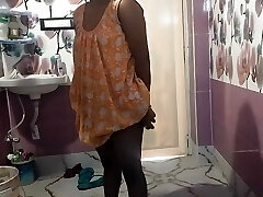 Desi Bengali Bhabhi Boned in Bathroom Desi Bengali Bhabhi Boned in Bathroom