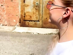 Schoolgirl drilling on porch, jism squirted all over. Schoolgirl drilling on porch, jism squirted all over.