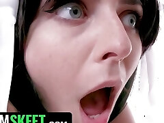 Cosplay Queen Luvs Cock In Her Tight Butt feat. Keira Croft - Teens Love Ass Fucking