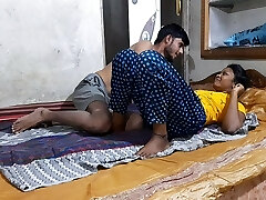 18 Year Old Indian Tamil Couple Fucking With Super-naughty Thin Sex Guru Giving Love To GF