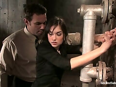 Sasha Grey loves being tortured and penetrated in terrific BDSM clip