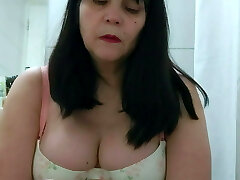 Mom view porn movies in toilet