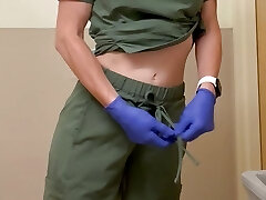 Nurse mega-slut hole stuffed for her work shift