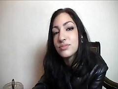 Smokin' leather Female-Dom Abases U Smokin' leather Female-Dom Abases U