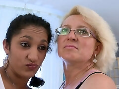 Mature sapphic milf with big nipples luvs getting her pussy drilled with a dildo