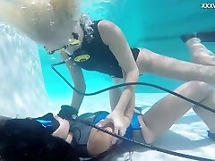 Wild underwater scuba diving joy with a voracious lesbian Vodichkina