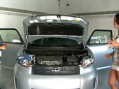 Lesbo Babysitter Seduction - Olivia Wilder and Embry Prada Lesbo Babysitter Seduction - Olivia Wilder and Embry Prada