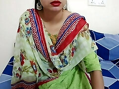 hard-core Indian Desi step-mom ne intercourse ki lat laga di full hindi video xxx big boobs Saarabhabhi6 clear Hindi audio  insane sexy