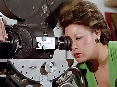 leslie bovee, john holmes und annette haven in fantastischer orgie (1977) leslie bovee, john holmes und annette haven in fantastischer orgie (1977)