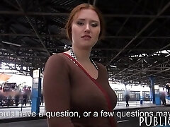 业余捷克荡妇的阴户性交换取金钱