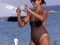 Bikini Cameltoe Milf Beach Voyeur HD Movie