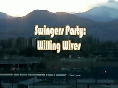 Swingers live an in act 