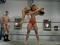 Wrestling Two vs 1