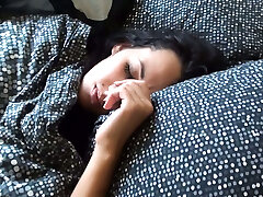 Messy looking black-haired MILF gives head to meaty dick in pose 69 in homemade scene