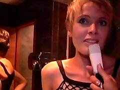 very first time in a swinger club very first time in a swinger club