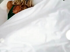 eliana c bum showed eliana c bum showed