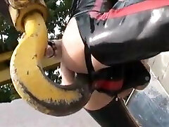 极端的假阳具钩