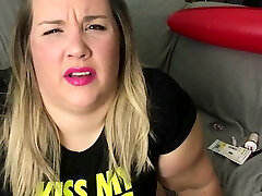 派珀松树线控制动会谈关于放屁出来她的大屁股没有放屁