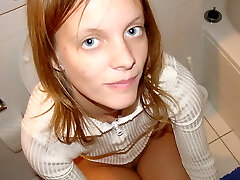 Mischievous pee slut Petty pee on my cunt