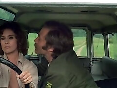 Corinne Clery,MÃ³nica Zanchi in Hitch Hike (1977)