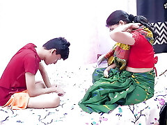 坏女人老师想要她的学生的小弟弟真正他妈的当没有人在家里 坏女人老师想要她的学生的小弟弟真正他妈的当没有人在家里