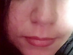 Chapina acaricia sus pezones Chapina acaricia sus pezones