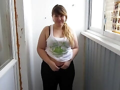 Russian, Thick Dame With By A Pussy Hairy, Pee For You:)