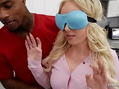 炎热的摩洛伊斯兰解放阵线的妈妈deepthroating英国广播公司