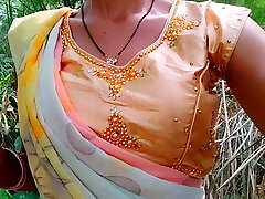Indian Village Desi Women &ndash; Outdoor Natural Bosoms &ndash; Hindi