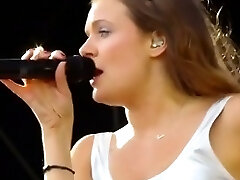 Tove Lo - Parlando del Corpo - Live at Rock In Rio