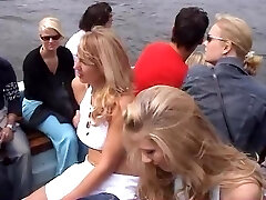 Light-haired babes in do it in public Light-haired babes in do it in public