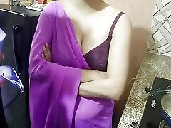 дези индийская мачеха преподнесла сюрприз своему пасынку вивеку на его день рождения грязными разговорами голосом на хинди дези индийская мачеха преподнесла сюрприз своему пасынку вивеку на его день рождения грязными разговорами голосом на хинди