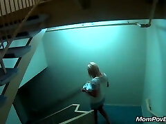 摩洛伊斯兰解放阵线在公共游泳池之前拍色情片