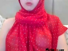 Maturbating with crimson Hijab Maturbating with crimson Hijab