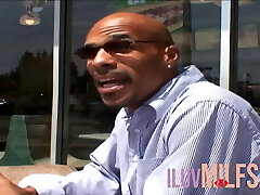 Blonde milf getting her pussy destroyed by big black prick Blonde milf getting her pussy destroyed by big black prick