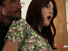 Beautiful well-packed girlfriend Jewels Vega deserves her poon to be pummeled Beautiful well-packed girlfriend Jewels Vega deserves her poon to be pummeled