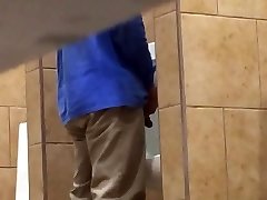 Str8 spy fellow in public toilet