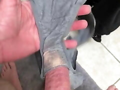 Stroking my Cock with wifey’s dirty panties 