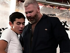 Twink client gets his tight butt-fucked by his plumber daddy