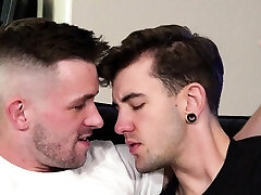 哦,啊,操! 是的,是的! 就那样操我 哦,啊,操! 是的,是的! 就那样操我