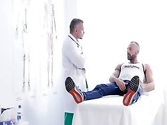 Raw Sexual Overload VII - Alessio barebacks the Medic