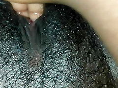 Horny black babe puss fingering