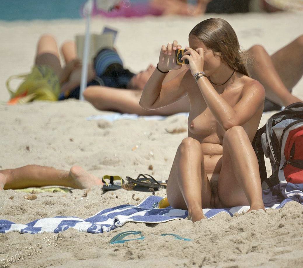 hidden nude beach voyeur