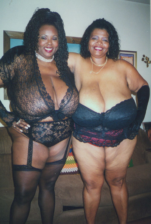 Norma Stitz Huge Tits - Lady Q and Norma Stitz are two sexy big black women. Cum ...