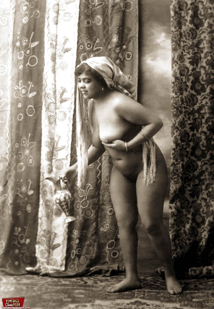 Vintage ethnic nude girls